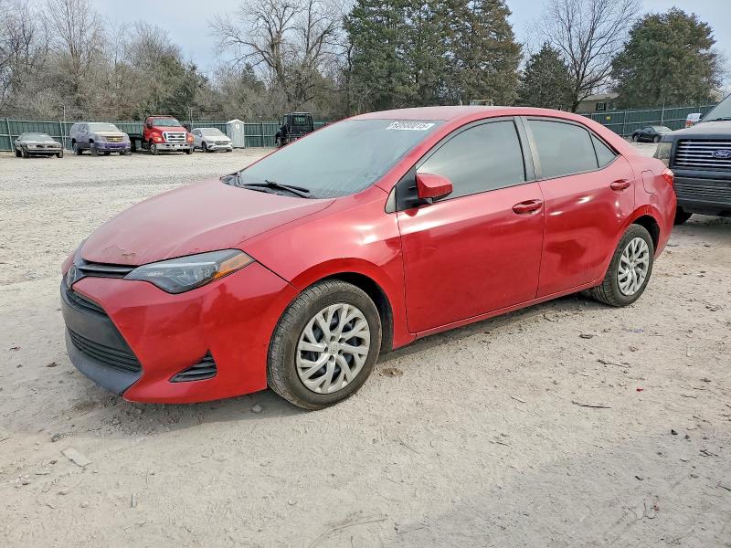 2017 Toyota Corolla thumbnail 6