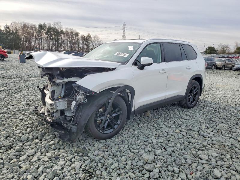 2025 Toyota Grand Highlander thumbnail 6