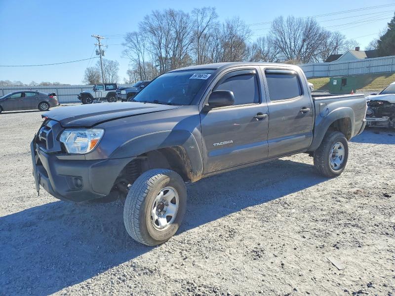 2015 Toyota Tacoma thumbnail 6