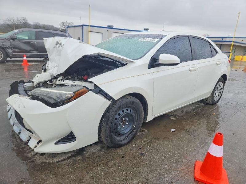 2017 Toyota Corolla thumbnail 6