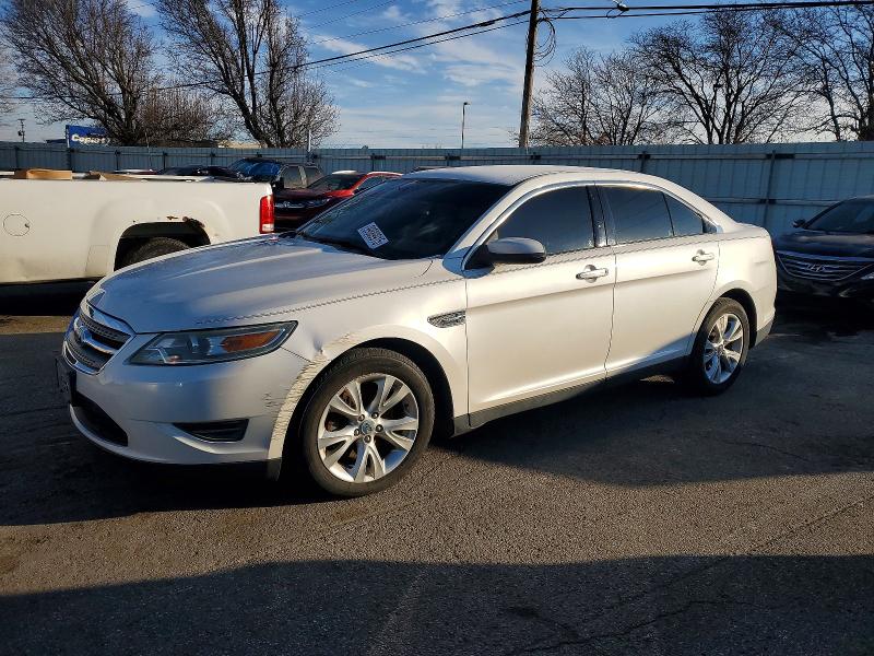 2012 Ford Taurus thumbnail 6