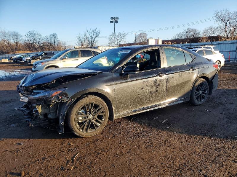 2025 Toyota Camry thumbnail 6