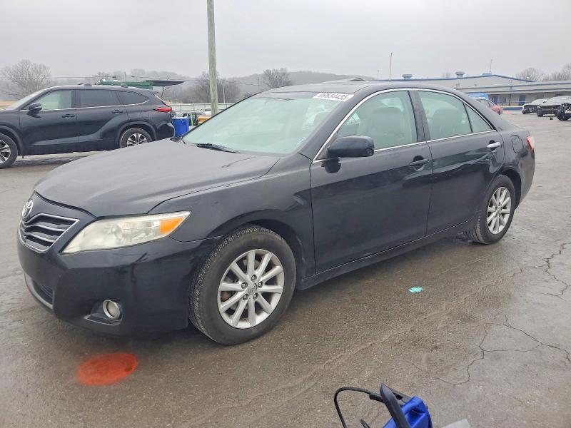 2011 Toyota Camry thumbnail 6