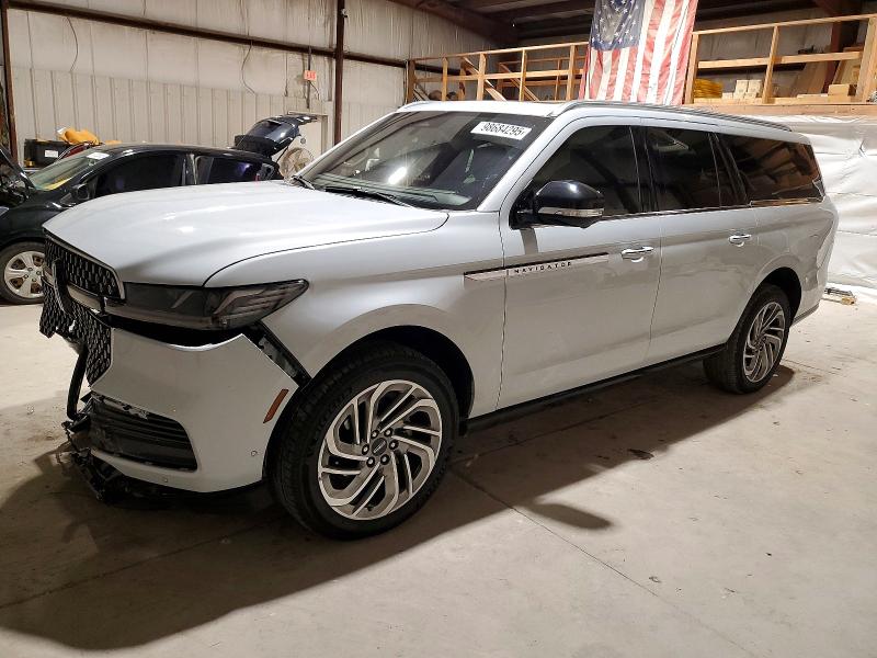 2025 Lincoln Navigator thumbnail 6