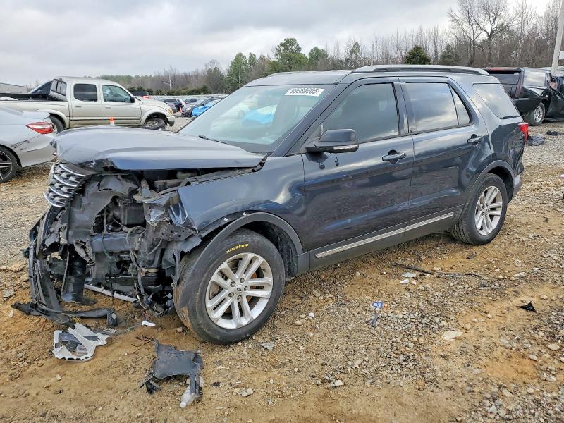 2017 Ford Explorer thumbnail 6