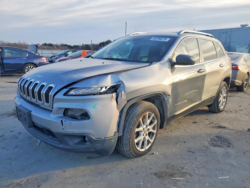 2015 Jeep Cherokee thumbnail 6
