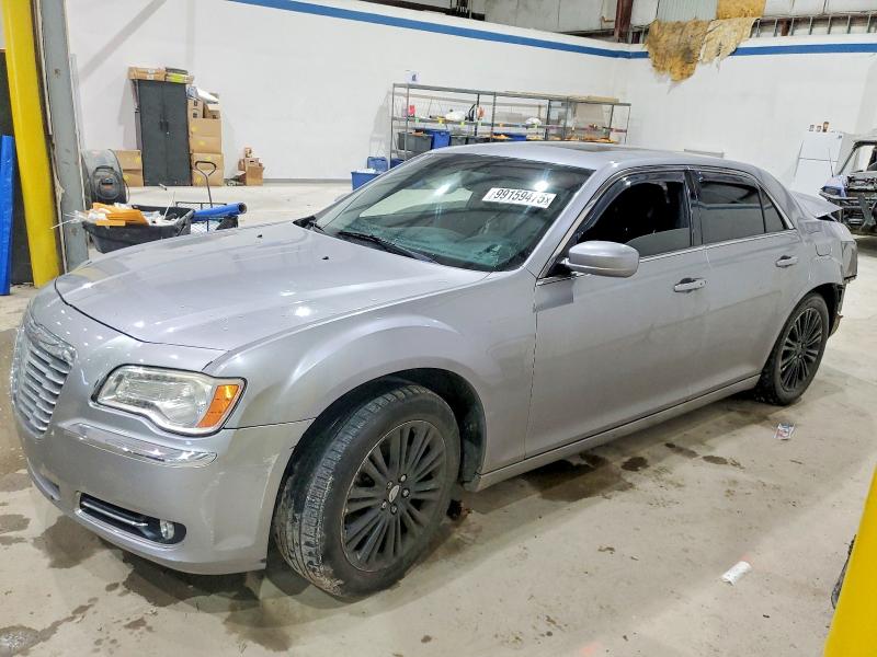 2014 Chrysler 300 thumbnail 6