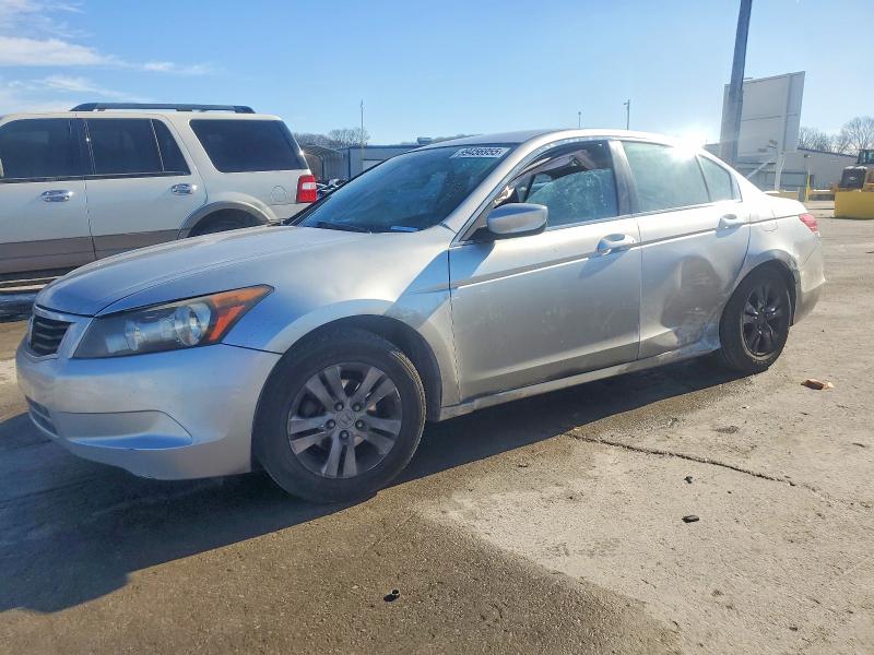 2010 Honda Accord thumbnail 6