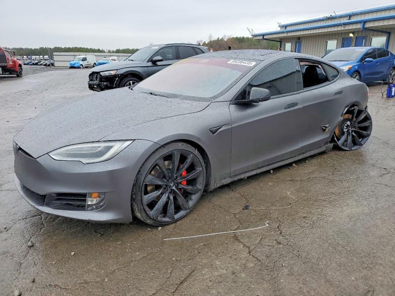 2019 Tesla Model S thumbnail 6