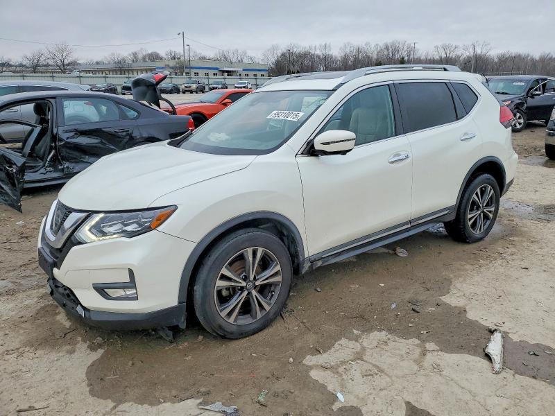 2017 Niss Rogue thumbnail 6