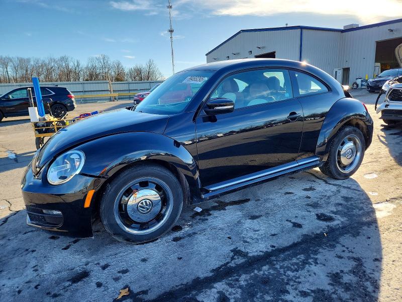 2016 Volkswagen Beetle thumbnail 6