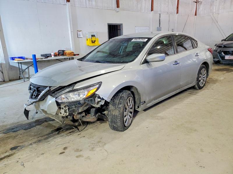 2018 Nissan Altima thumbnail 6