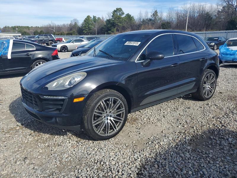 2015 Porsche Macan thumbnail 6