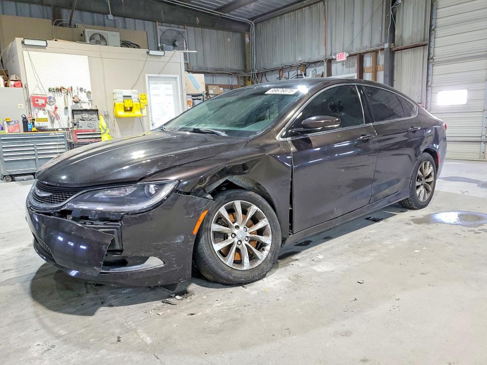 2015 Chrysler 200 thumbnail 6