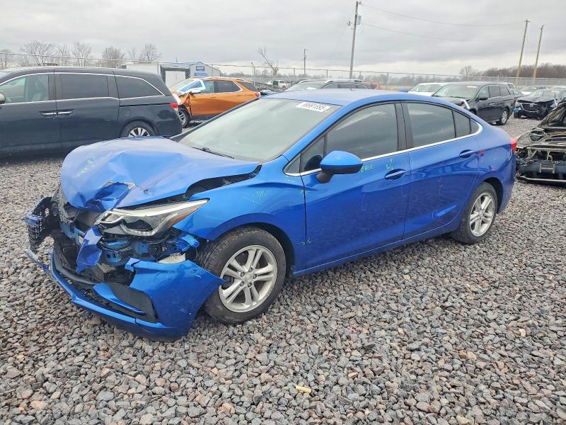 2018 Chevrolet Cruze thumbnail 6