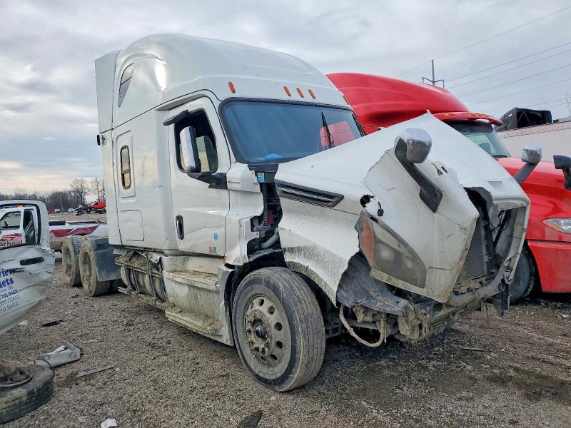 2018 Freightliner Cascadia 1 thumbnail 6