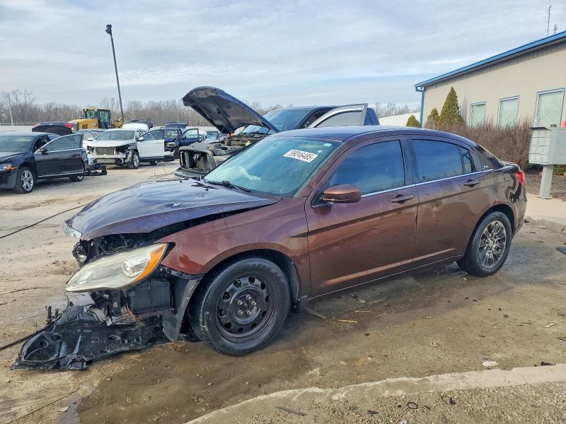 2013 Chrysler 200 thumbnail 6