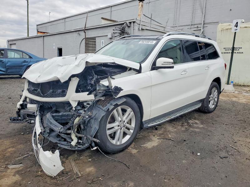 2015 Mercedes Benz Gl thumbnail 6