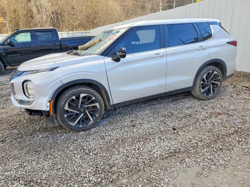 2022 Mitsubishi Outlander thumbnail 6