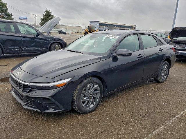 2024 Hyundai Elantra thumbnail 6