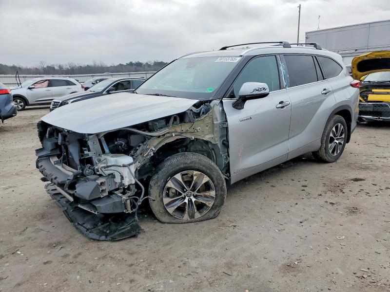 2020 Toyota Highlander thumbnail 6