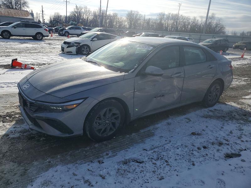 2024 Hyundai Elantra thumbnail 6