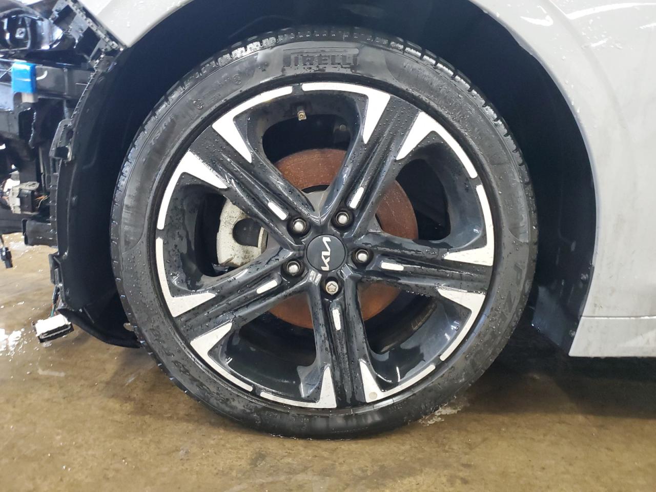 2024 Kia K5 thumbnail 9