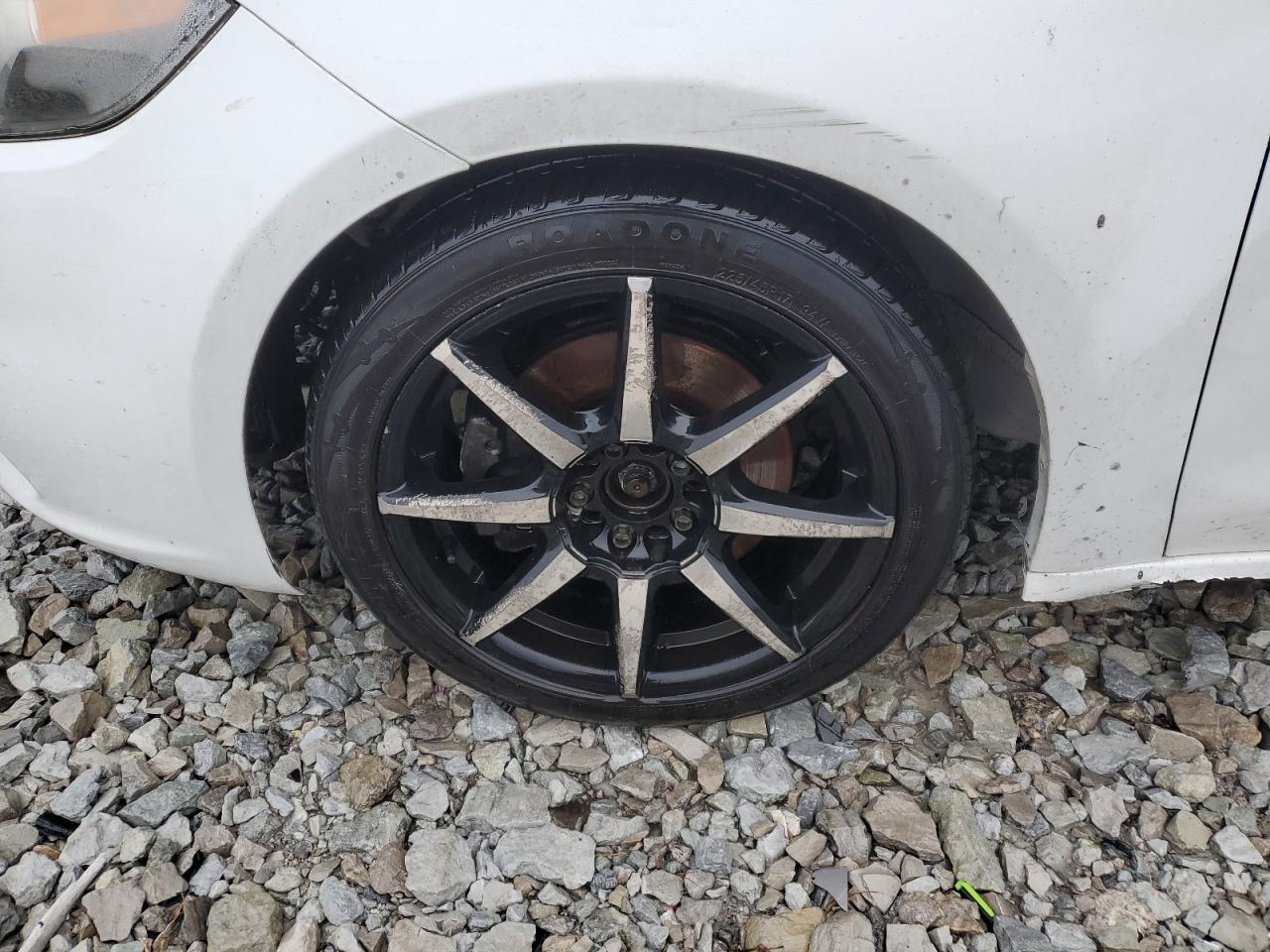 2015 Dodge Dart thumbnail 11