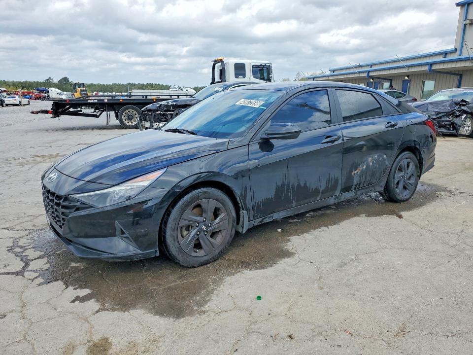 2023 Hyundai Elantra thumbnail 6