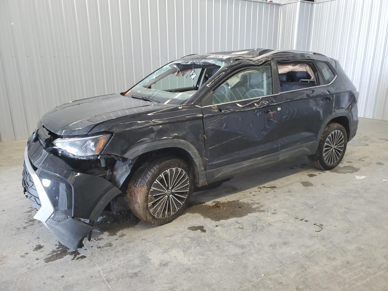 2025 Volkswagen Taos thumbnail 7