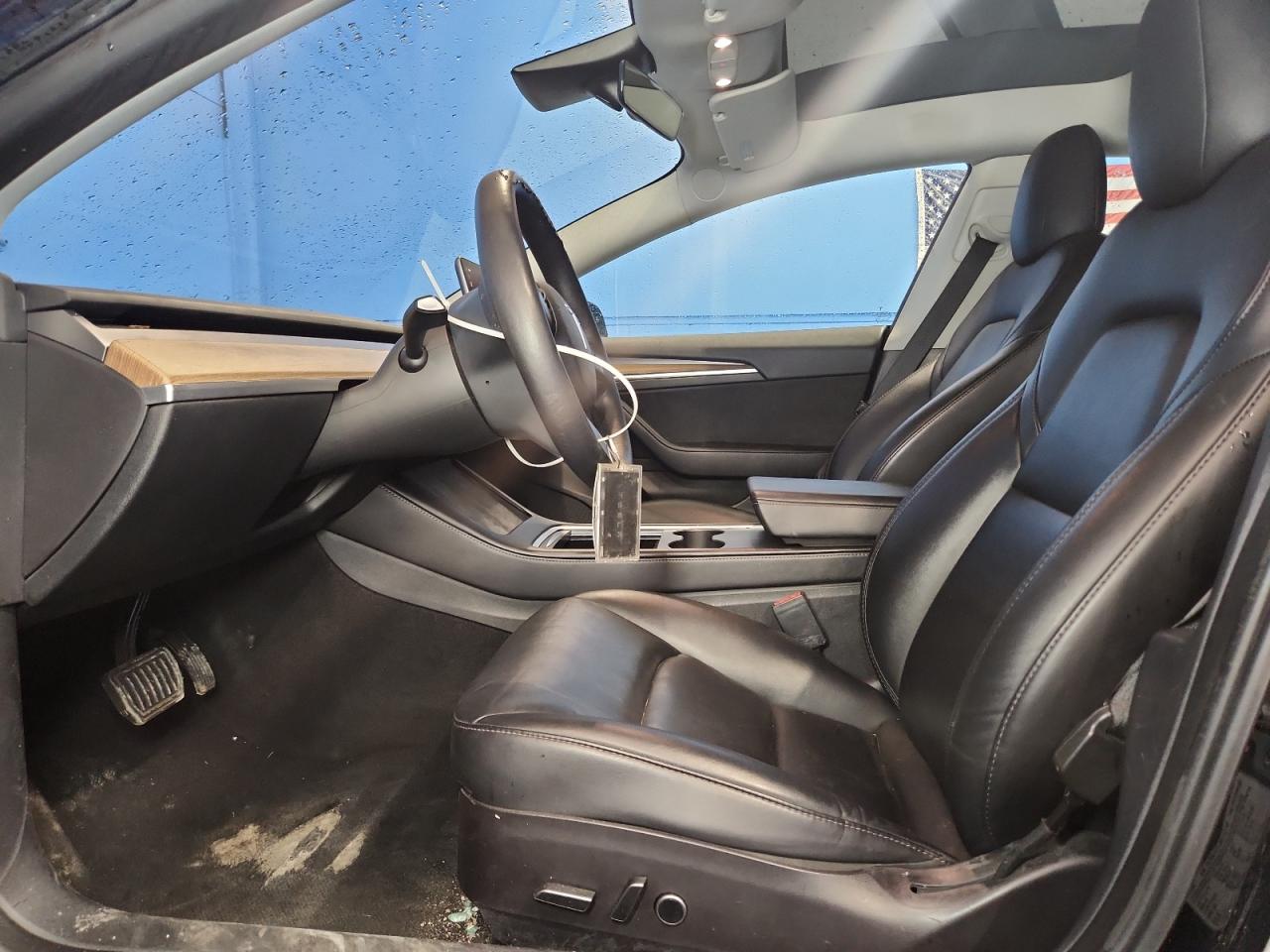 2022 Tesla Model 3 thumbnail 9