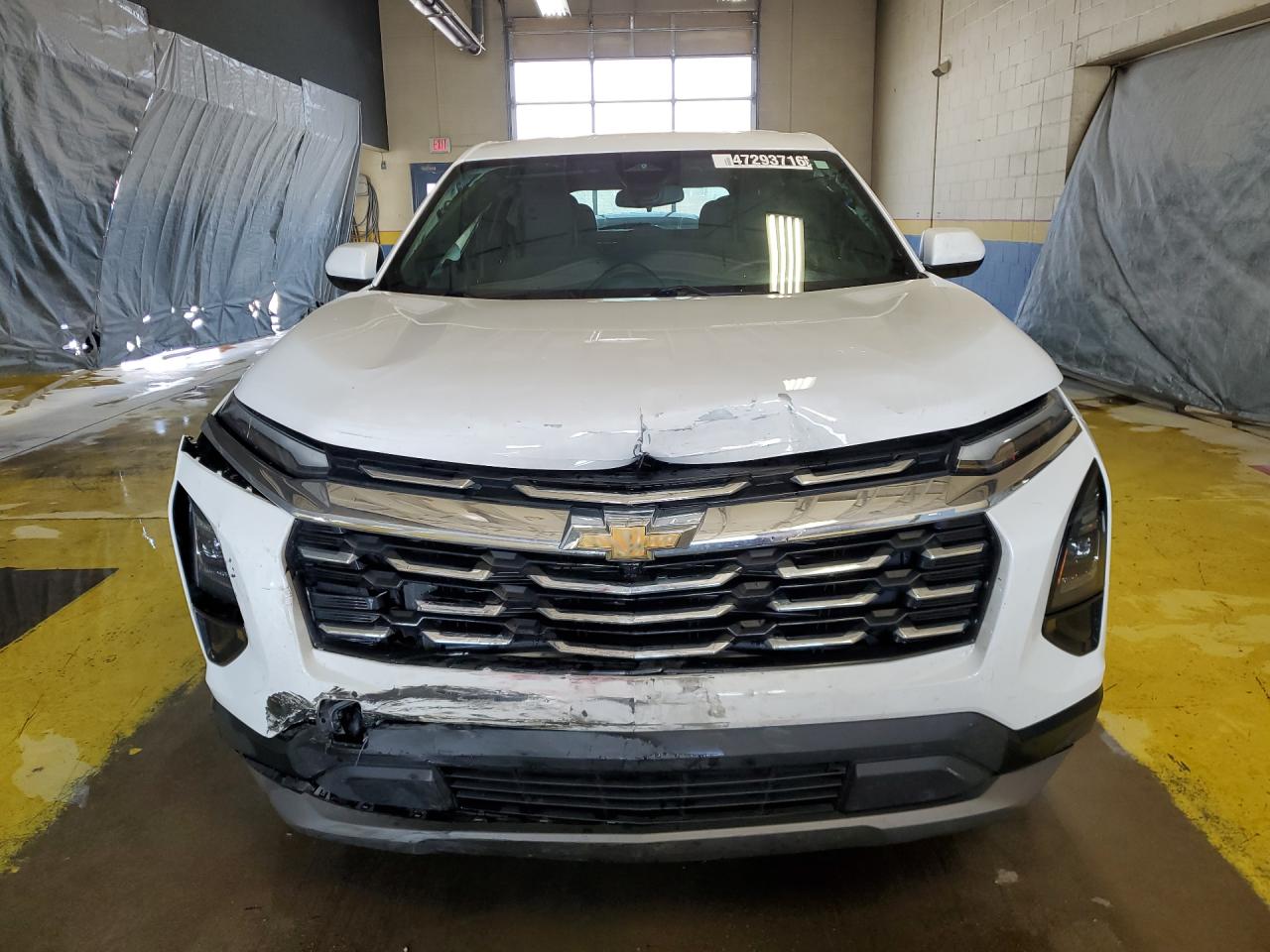 2025 Chevrolet Equinox thumbnail 11