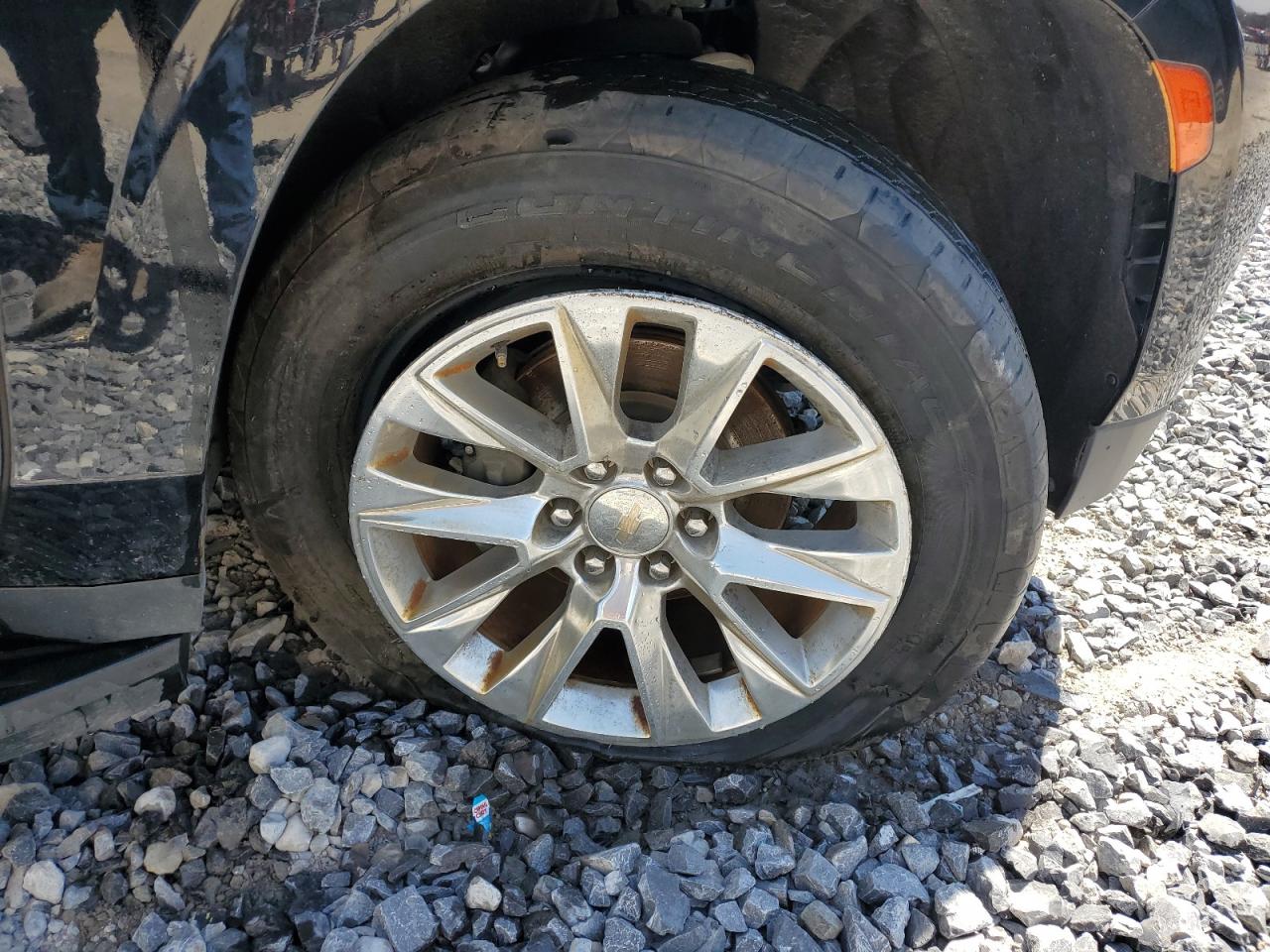 2023 Chevrolet Suburban thumbnail 11