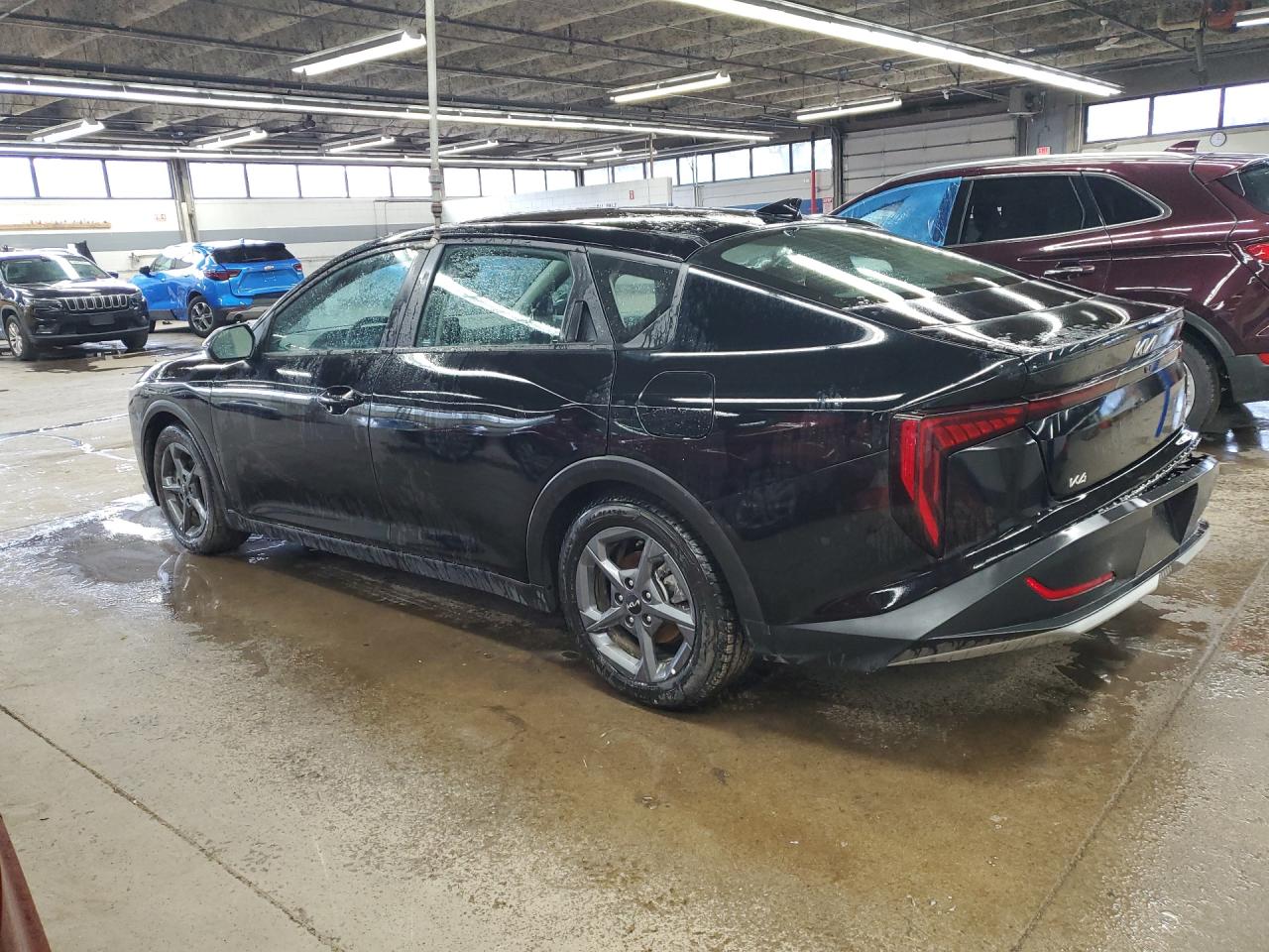 2025 Kia K4 thumbnail 9