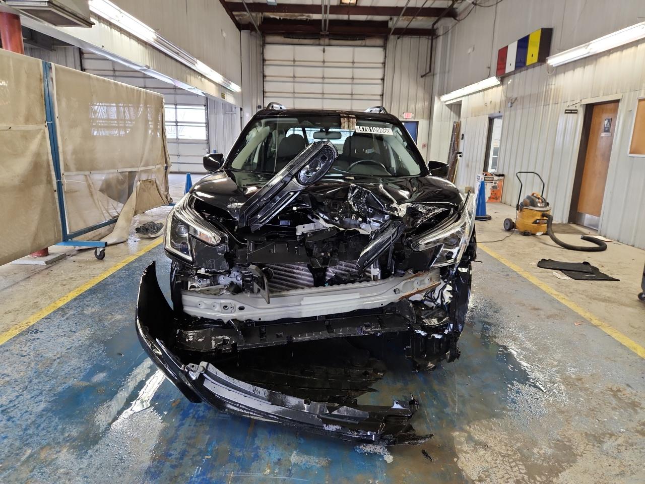 2024 Subaru Forester thumbnail 7