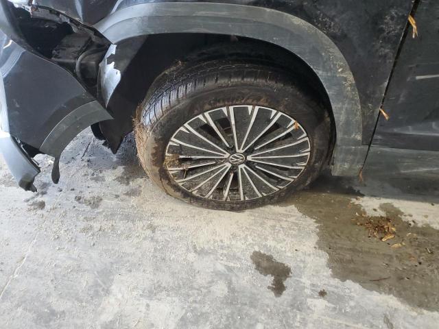 2025 Volkswagen Taos thumbnail 10