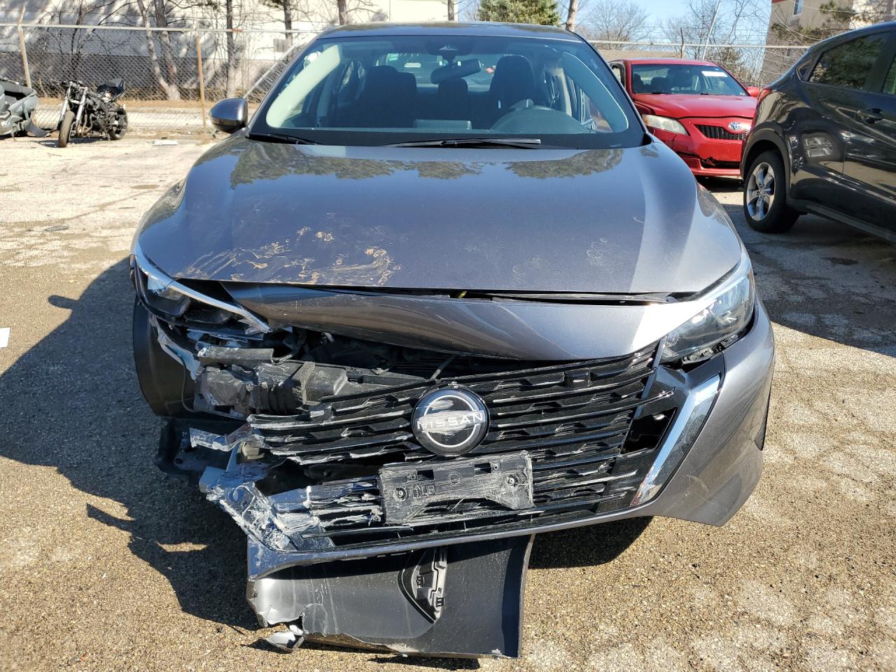 2025 Nissan Sentra thumbnail 11