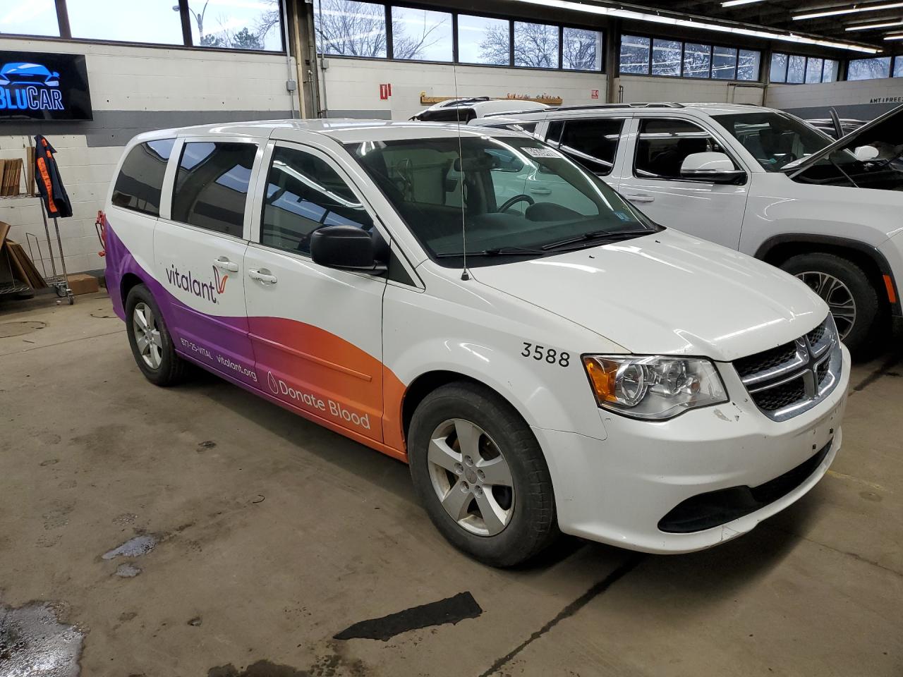 2017 Dodge Grand Caravan thumbnail 11