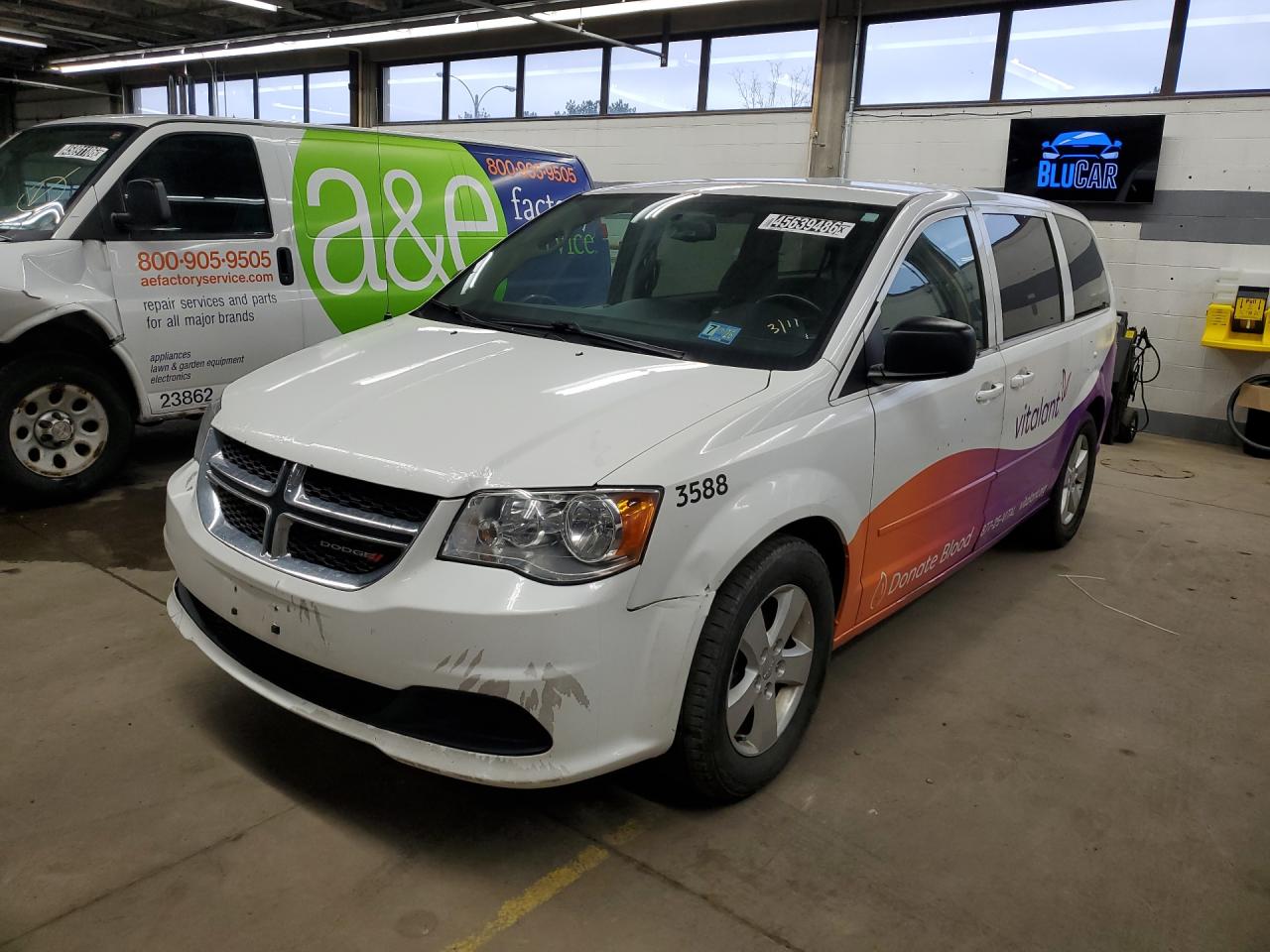 2017 Dodge Grand Caravan thumbnail 7