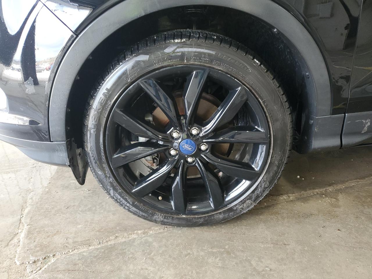 2018 Ford Escape thumbnail 9