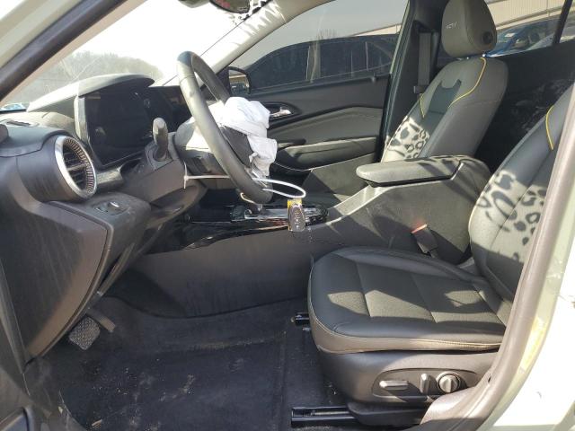 2025 Chevrolet Trax thumbnail 10