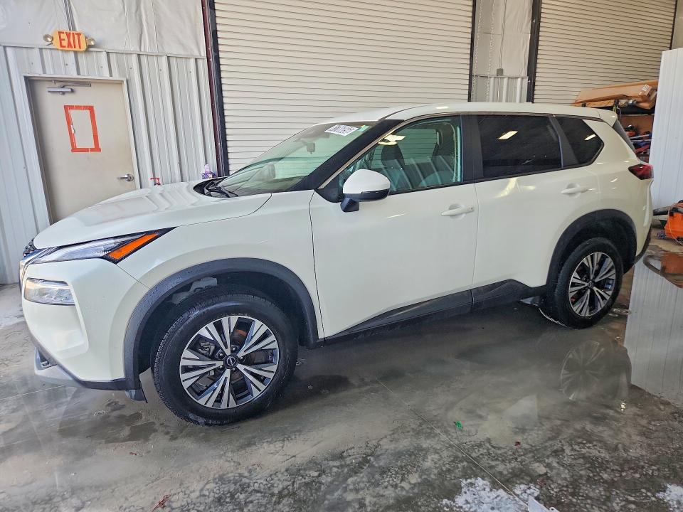 2022 Nissan Rogue thumbnail 6