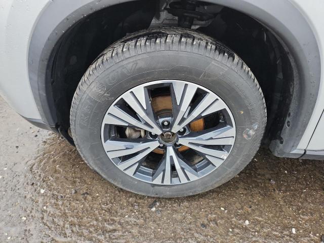 2022 Nissan Rogue thumbnail 8