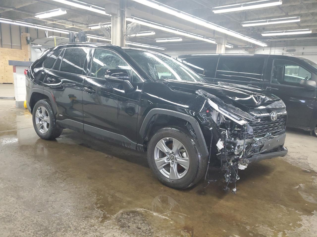 2025 Toyota Rav4 Hybrid thumbnail 9