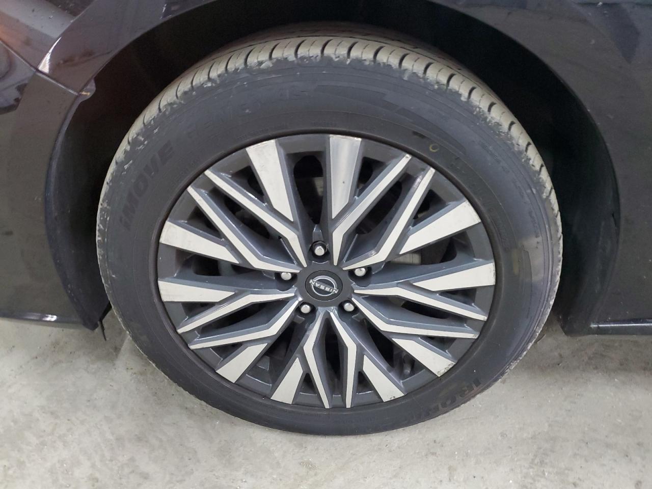 2024 Nissan Altima thumbnail 7