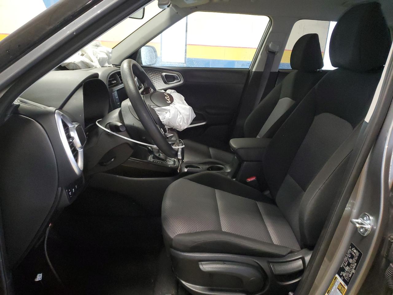 2025 Kia Soul thumbnail 11