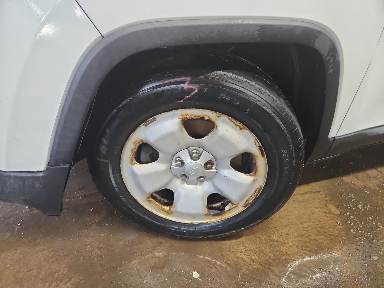 2016 Jeep Cherokee thumbnail 7