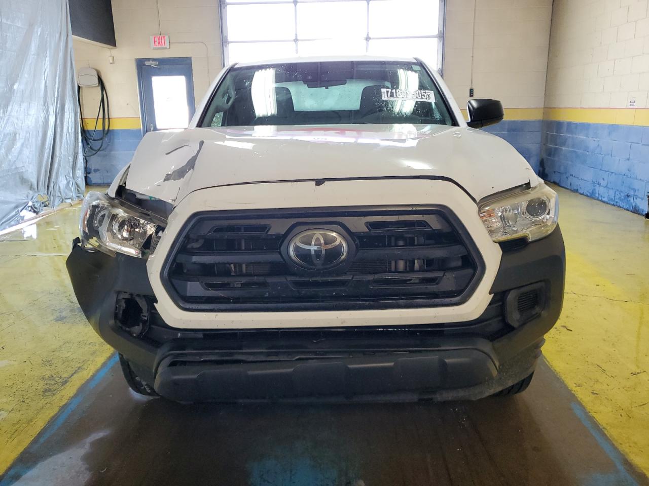 2018 Toyota Tacoma thumbnail 7