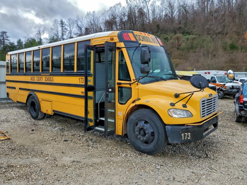 2011 Freigliner B2 thumbnail 6