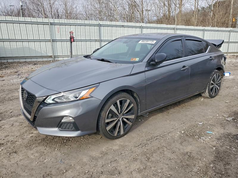 2022 Nissan Altima thumbnail 6